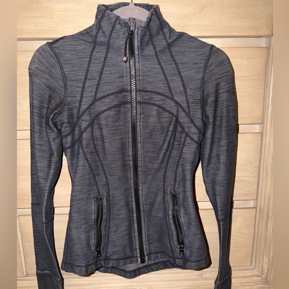 Lululemon black grey heather align zip up